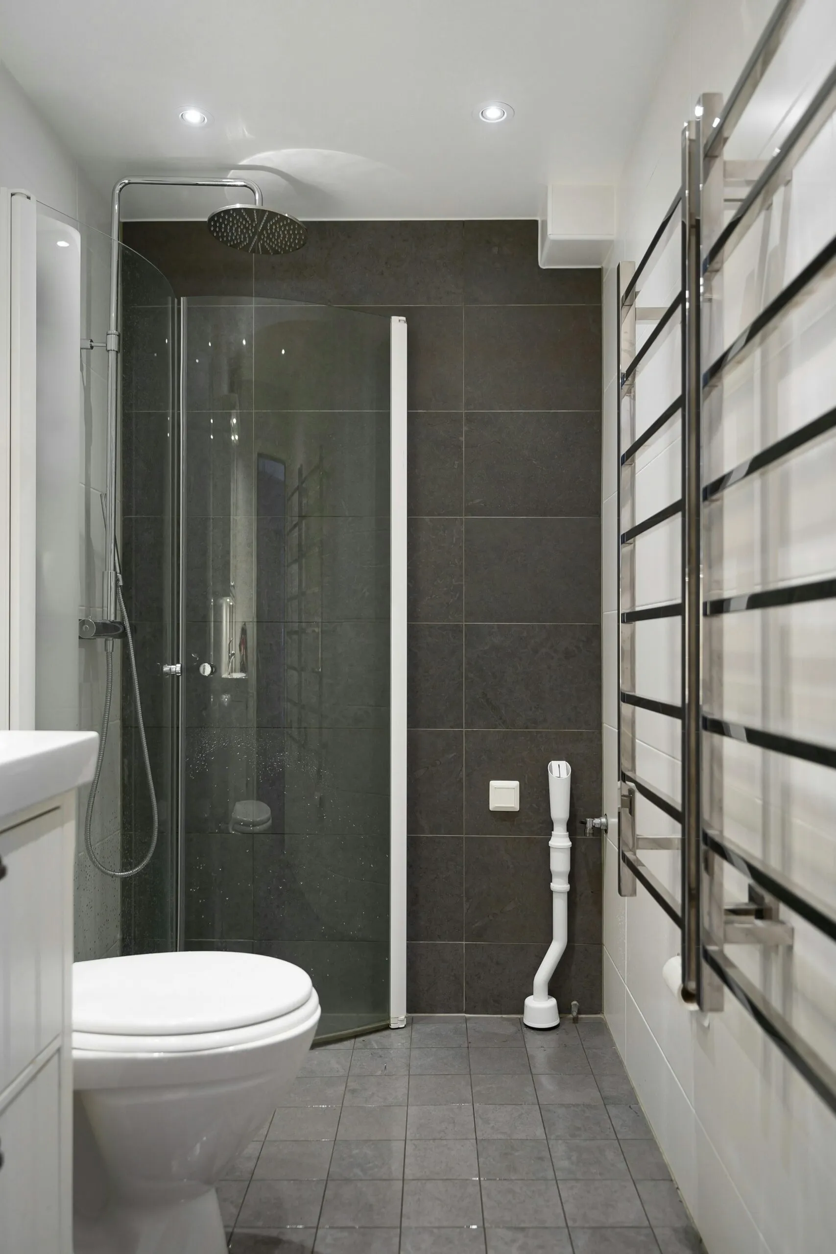Washroom repair services